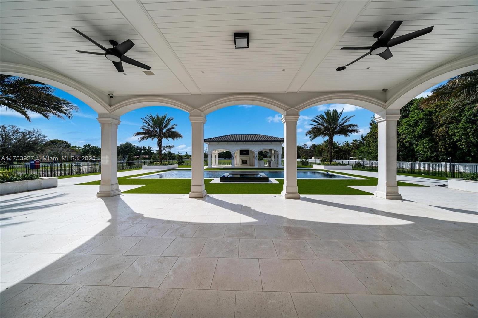 DAVIE - Residential
