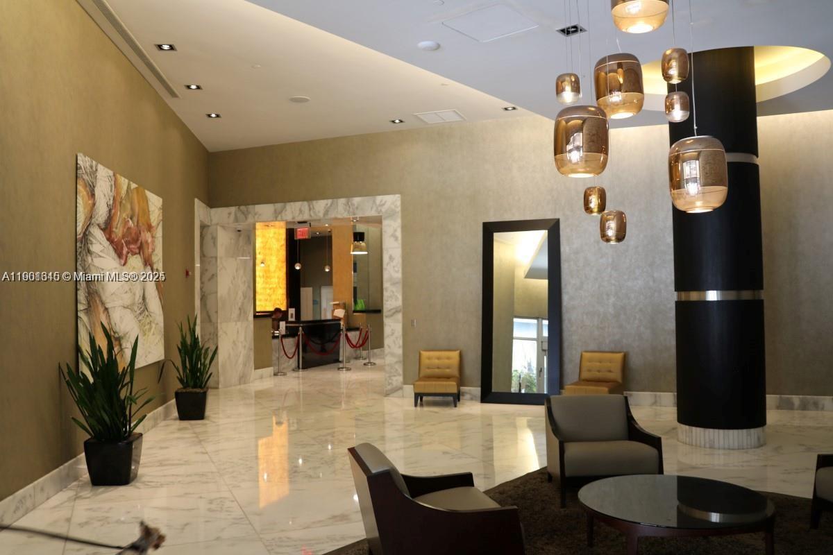 VUE AT BRICKELL CONDO - Residential