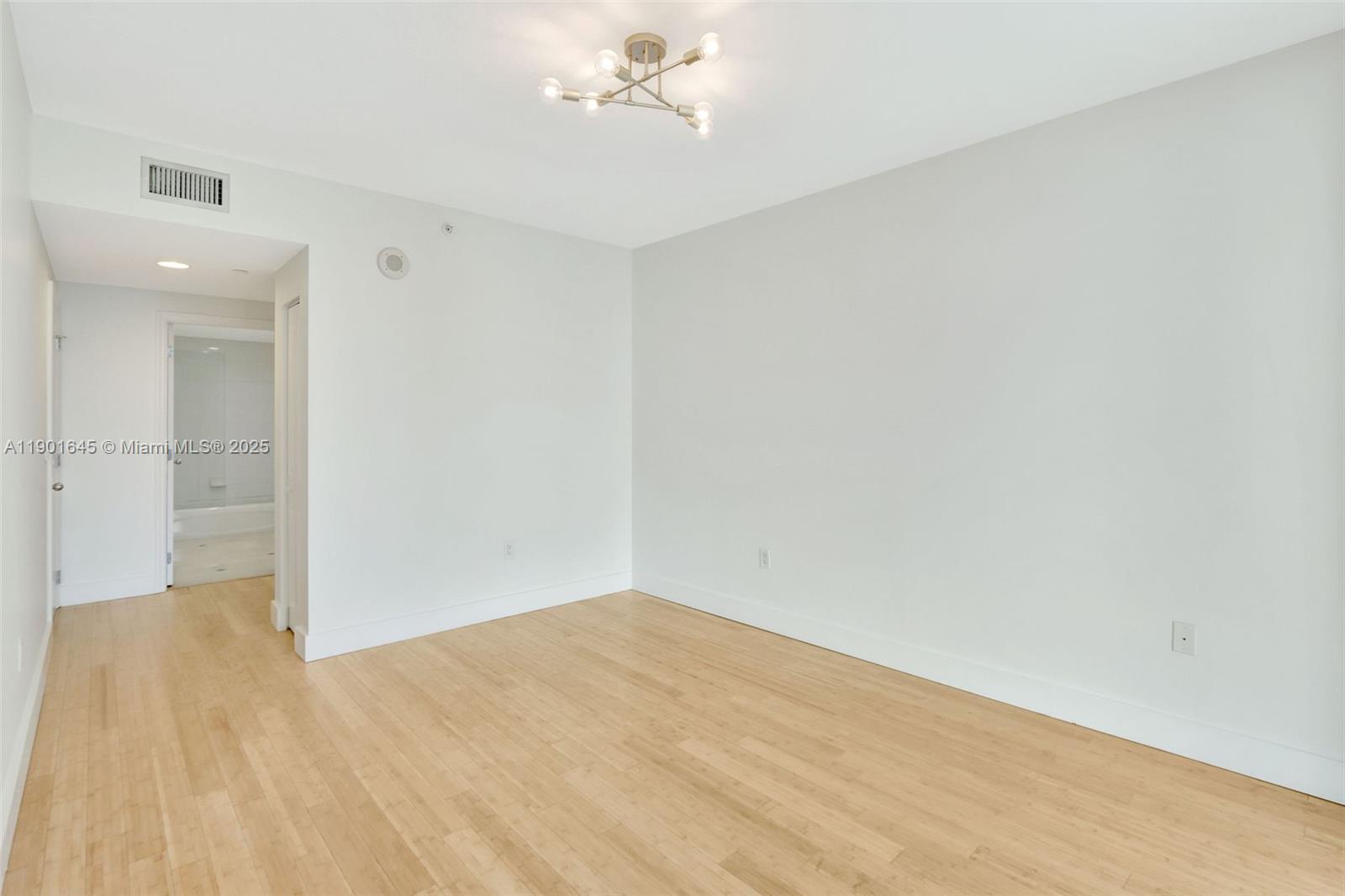 VUE AT BRICKELL CONDO - Residential