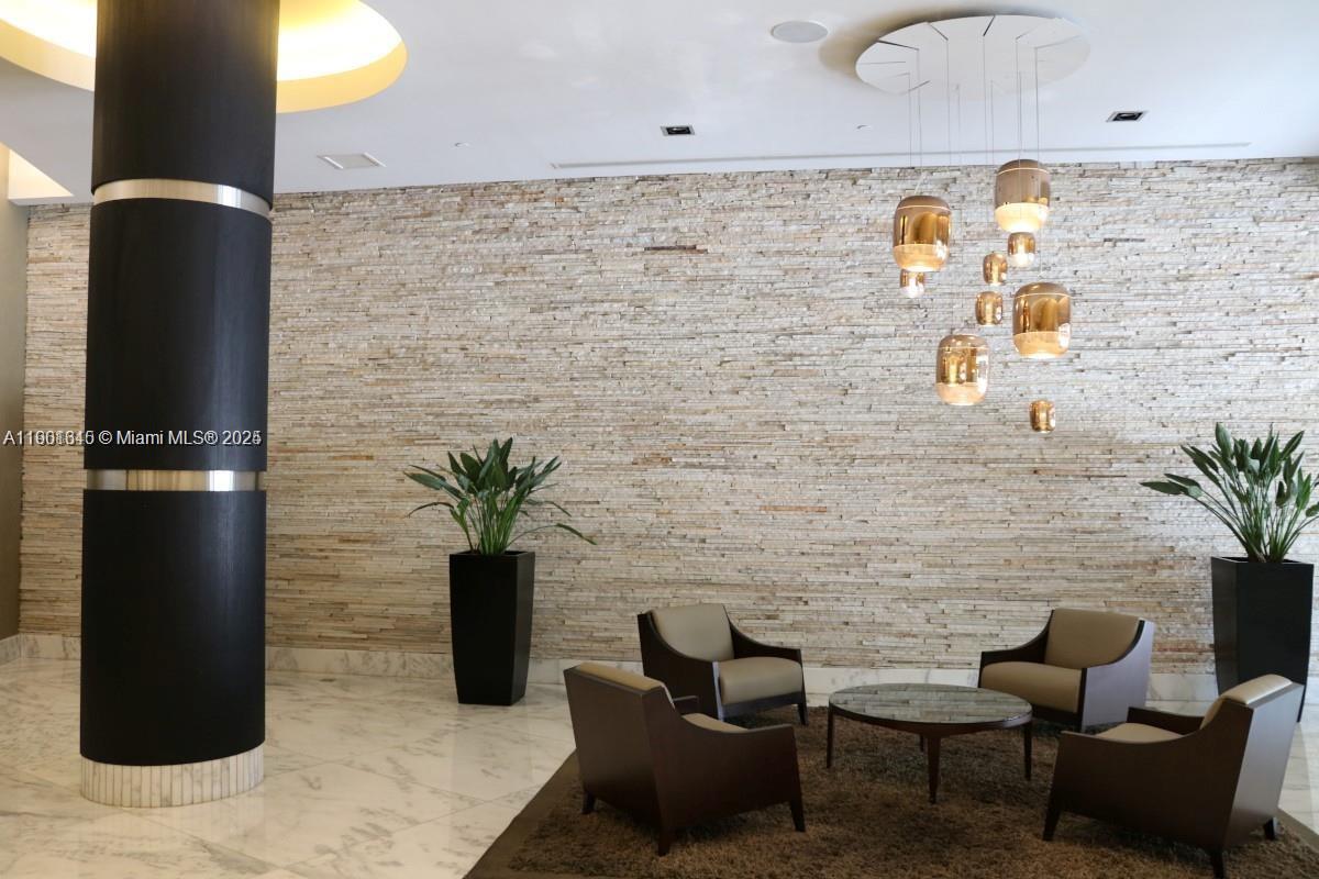 VUE AT BRICKELL CONDO - Residential