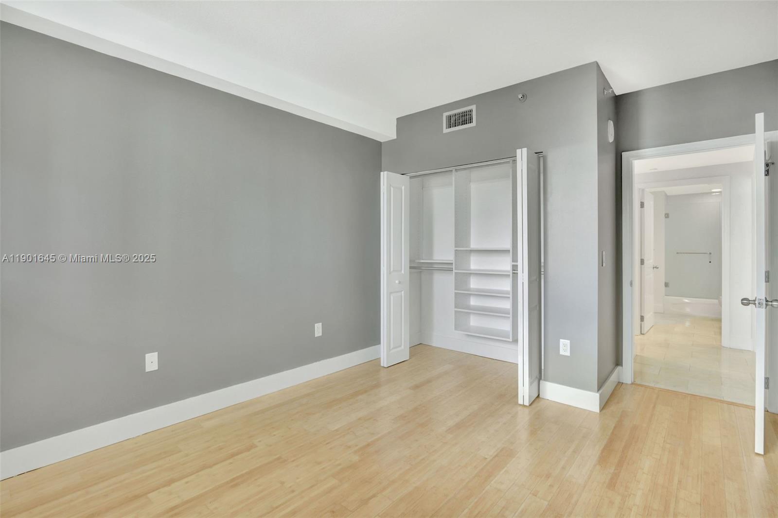 VUE AT BRICKELL CONDO - Residential