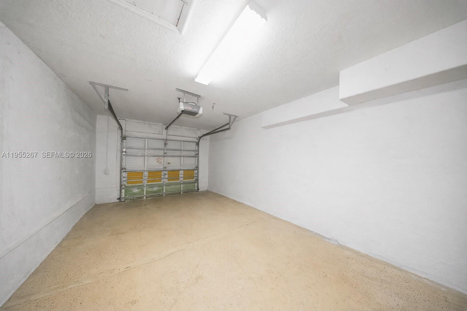 LAGO MAR 1ST ADDN - Residential