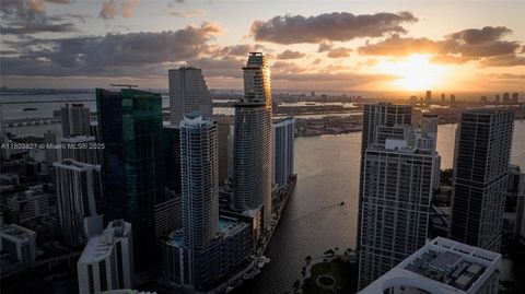 300 Biscayne Blvd Way 2909 Miami FL 33131