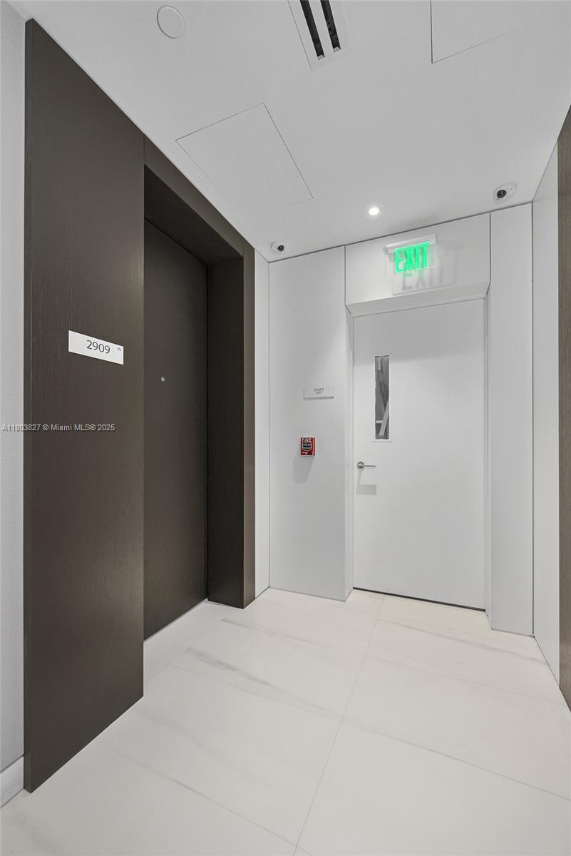 300 Biscayne Blvd Way 2909