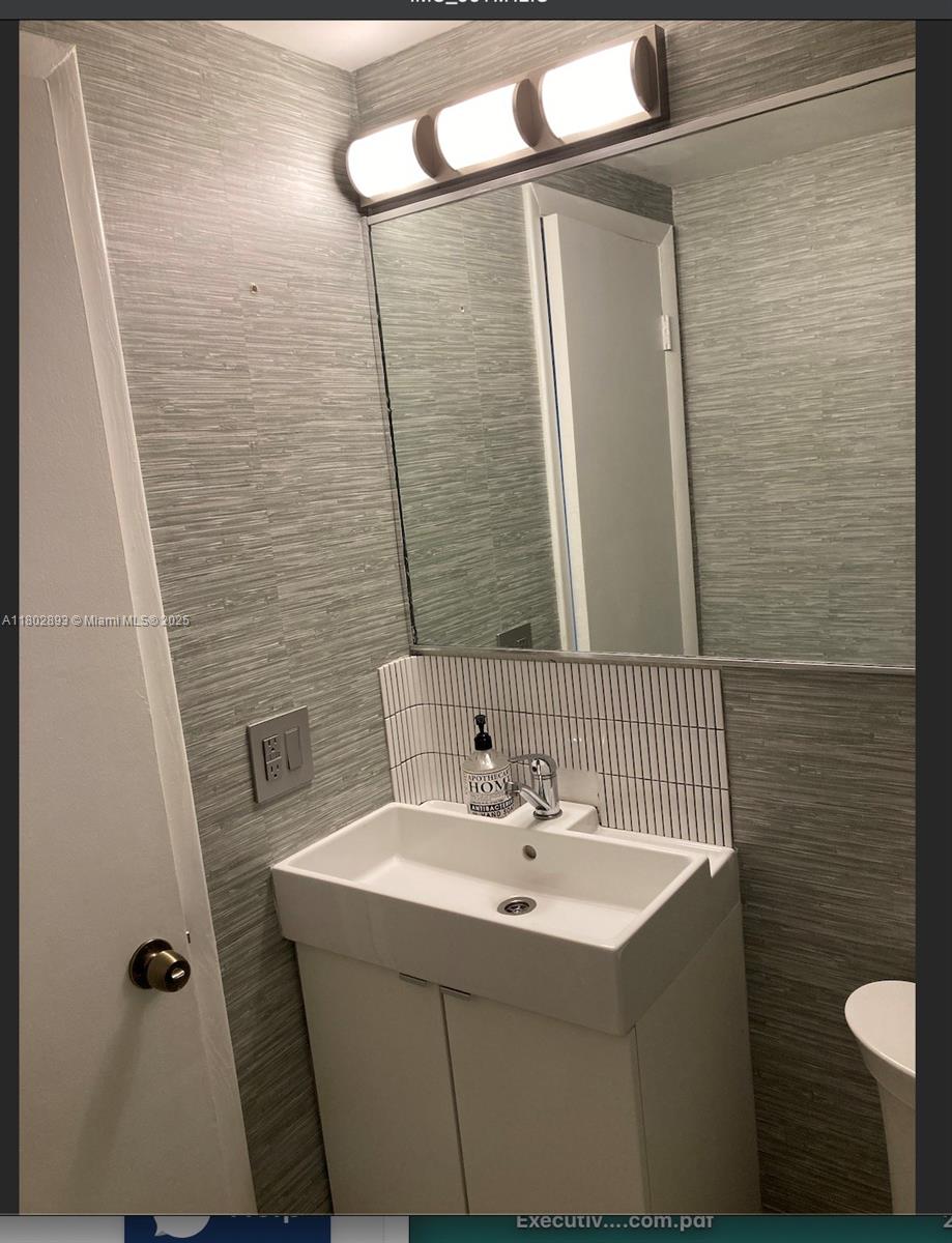 EASTERN PARKVIEW CONDO - Residential