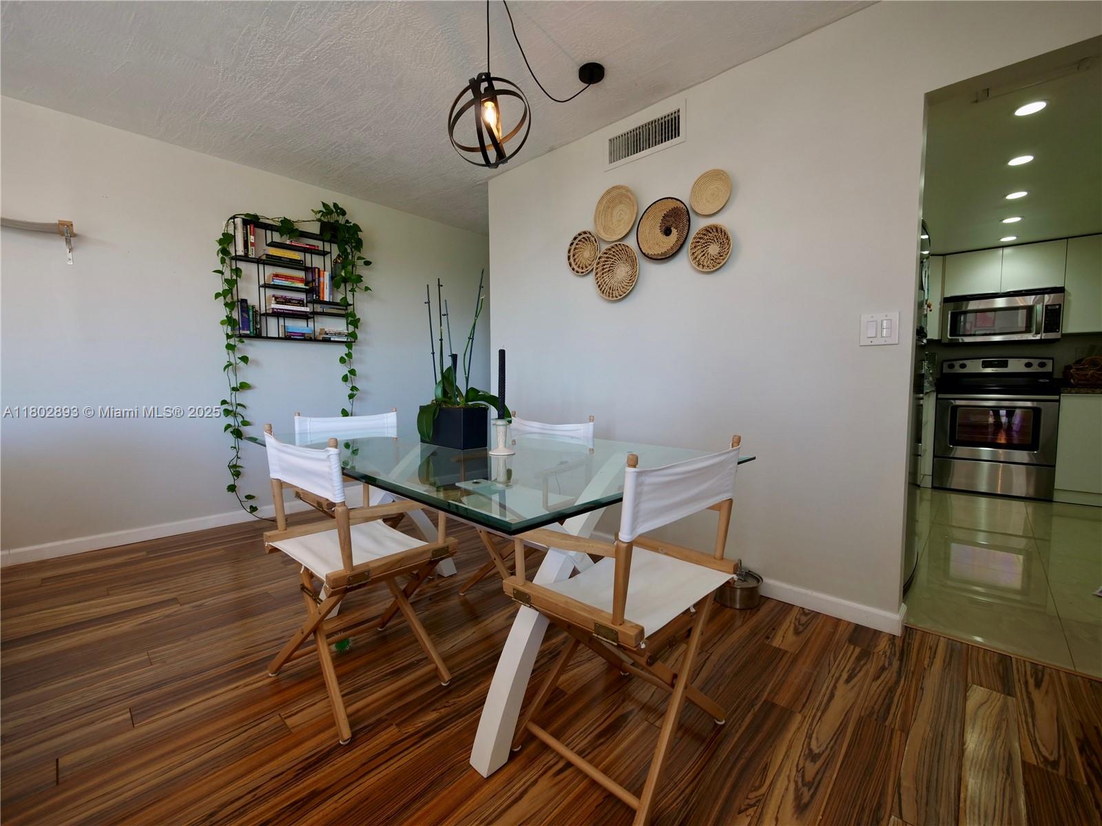 EASTERN PARKVIEW CONDO - Residential