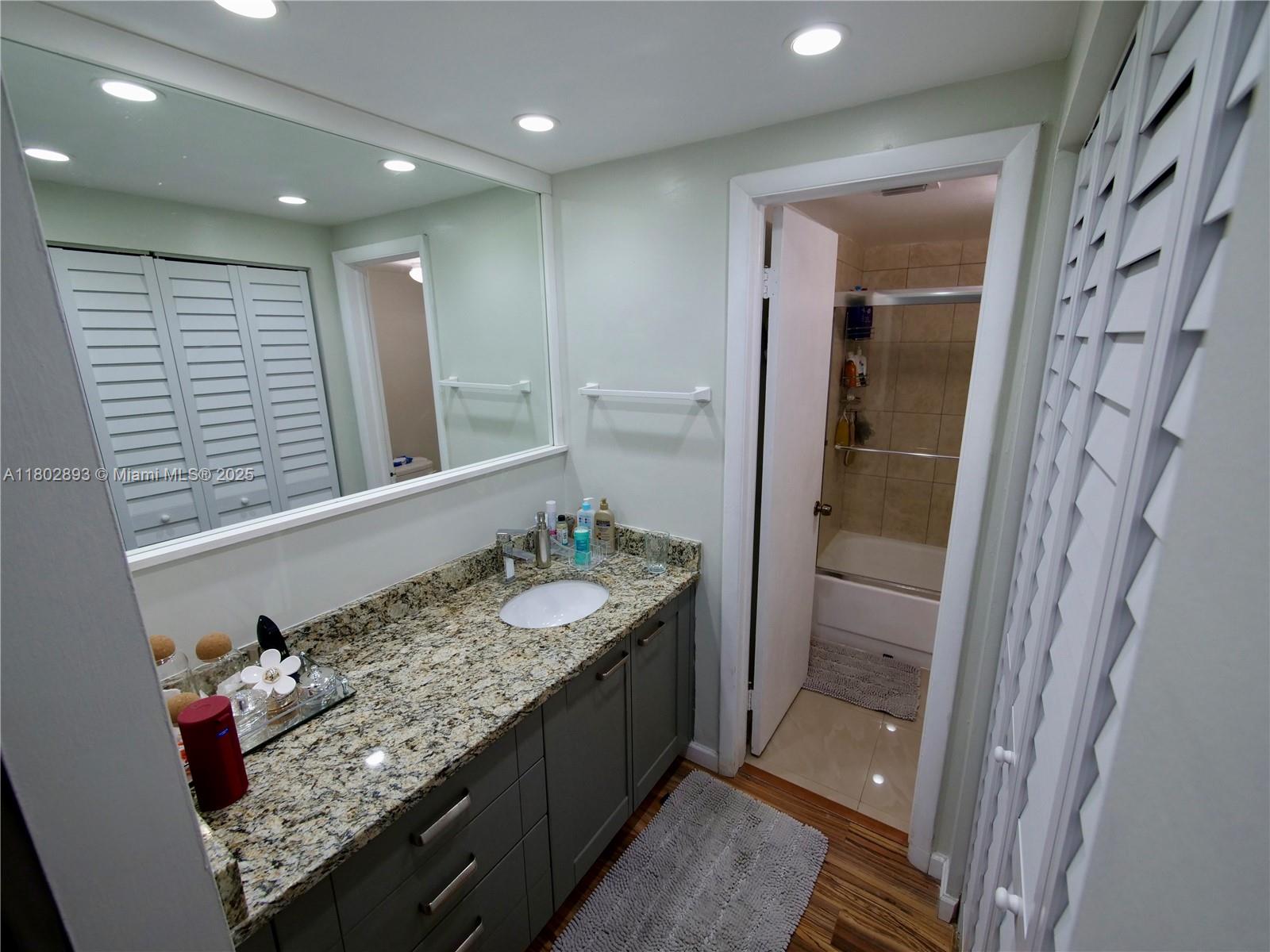 EASTERN PARKVIEW CONDO - Residential
