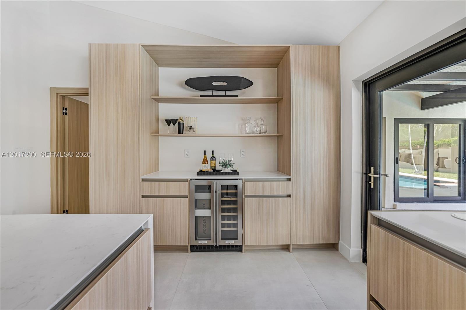 OAK HOMES - Residential