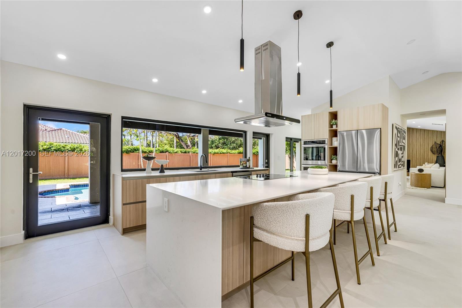OAK HOMES - Residential