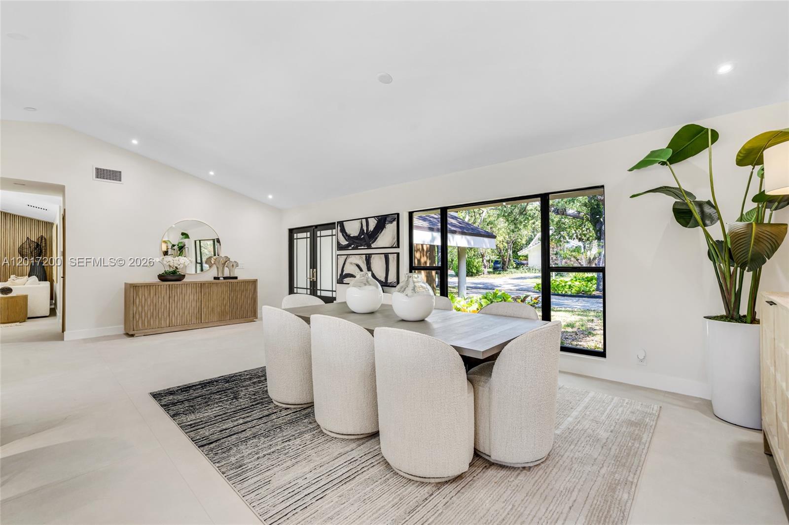 OAK HOMES - Residential