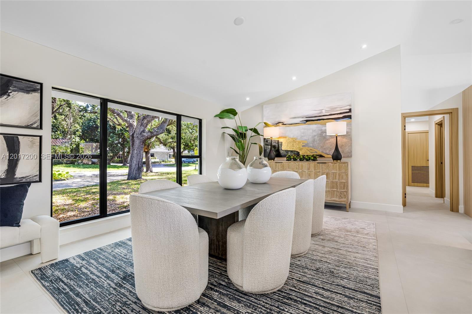 OAK HOMES - Residential