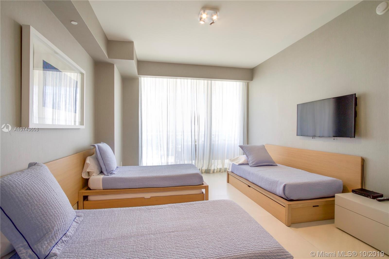 St. Regis Bal Harbour - Residential