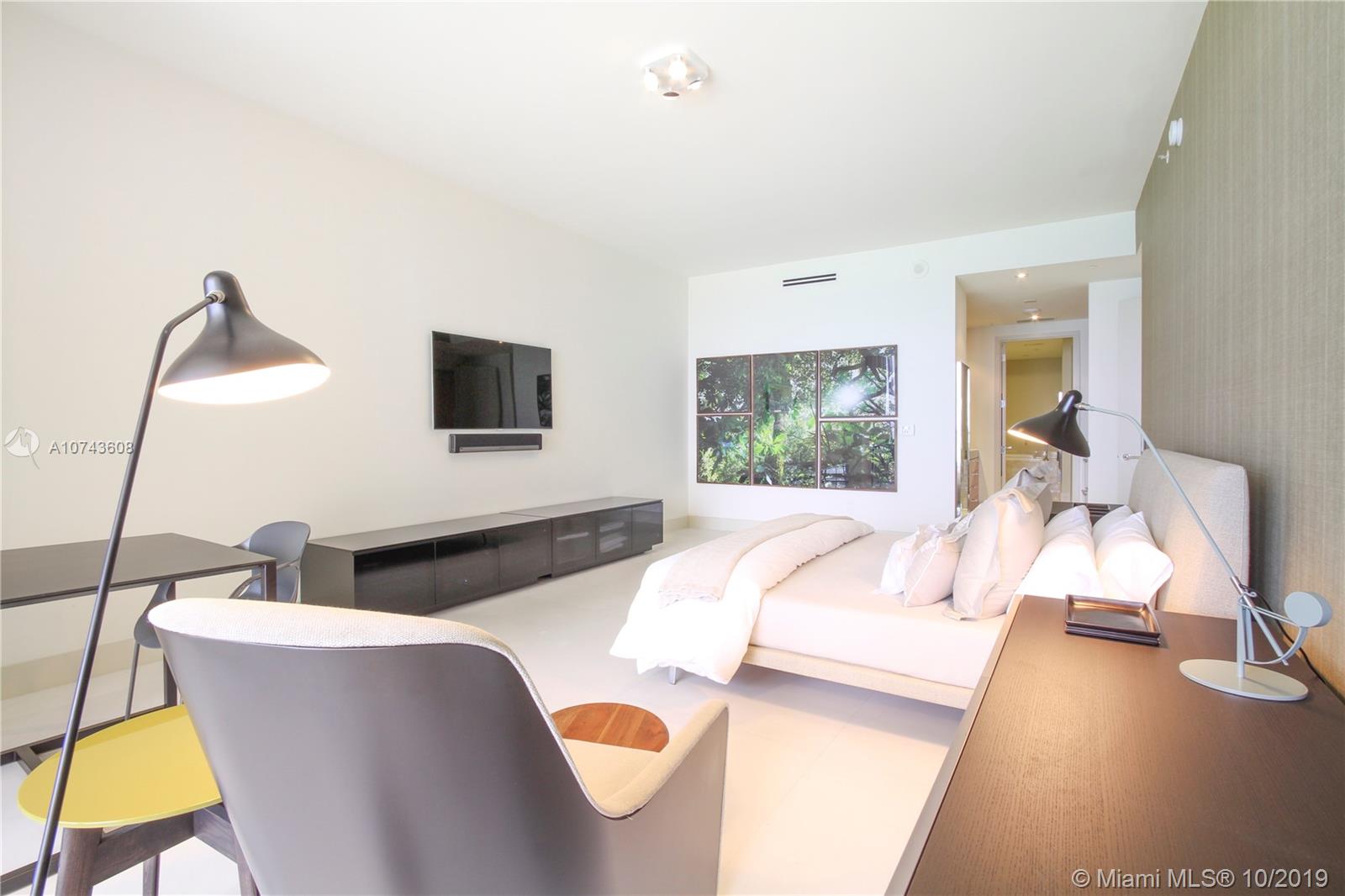 St. Regis Bal Harbour - Residential