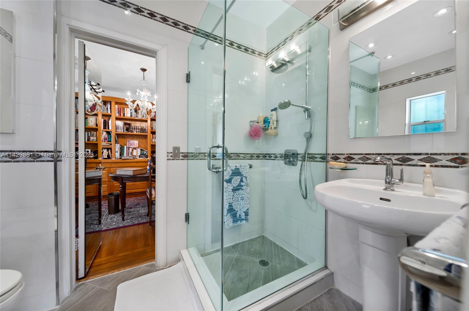 AMD PLAT OF SUNSET LAKE S - Residential