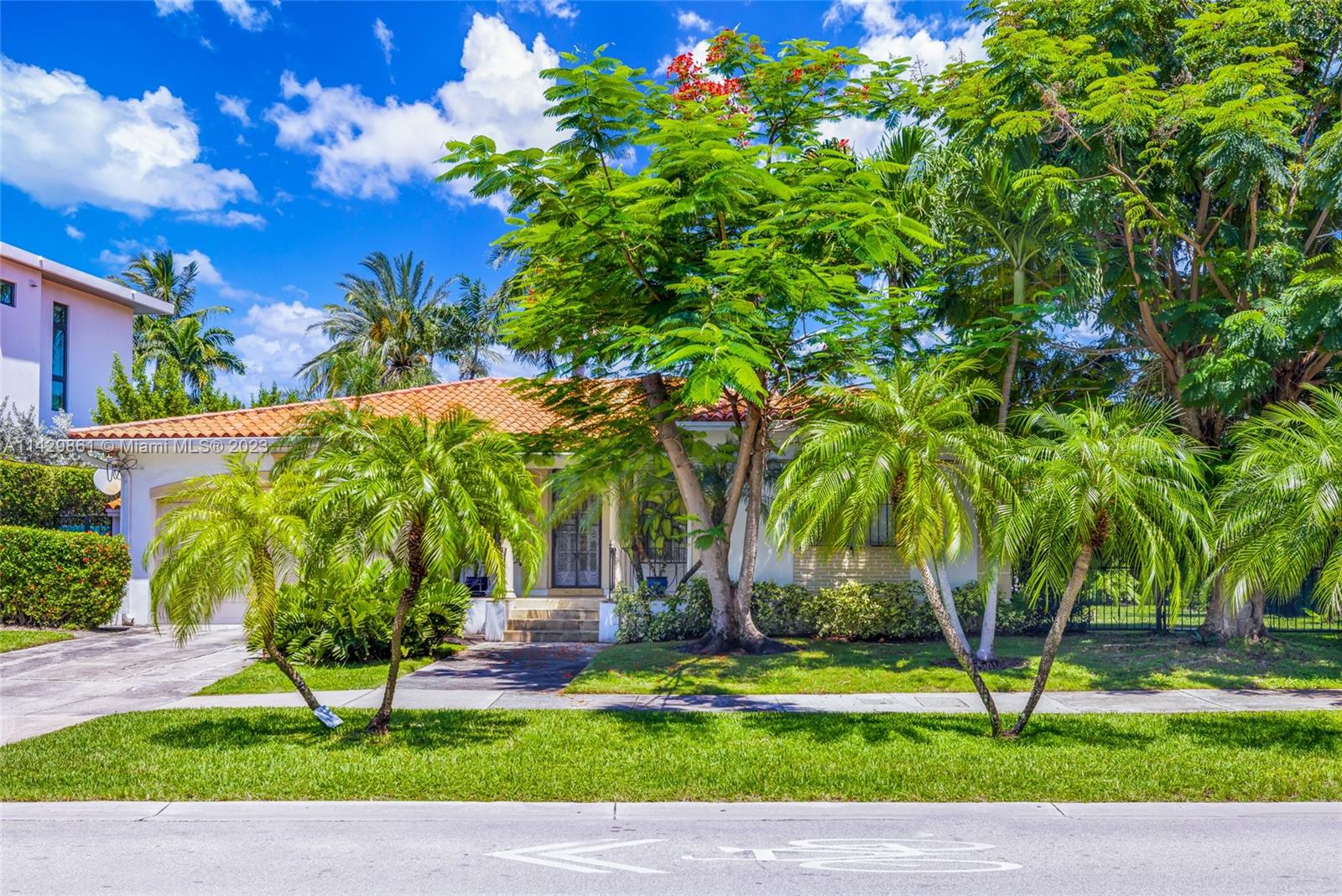 AMD PLAT OF SUNSET LAKE S - Residential