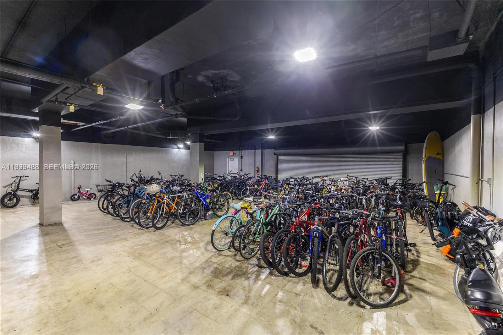 ADMIRAL TOWERS CONDO - Residential