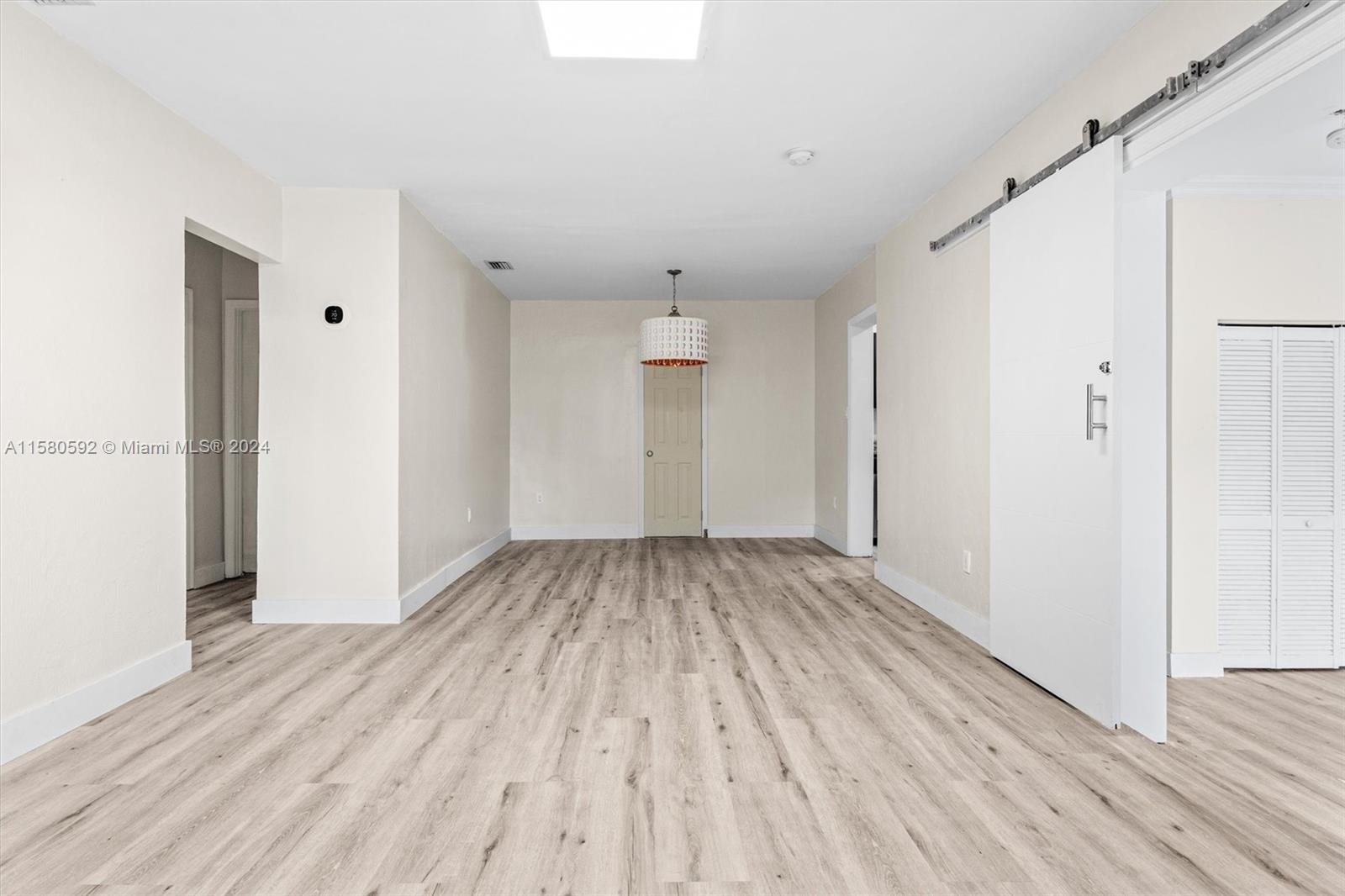 PARKERS SHORES - Residential Lease