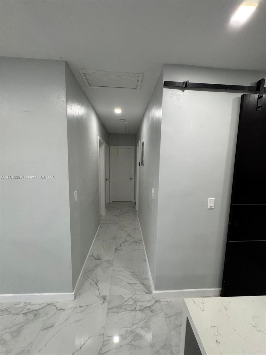 LAKE FOREST SEC 4 - Residential Lease