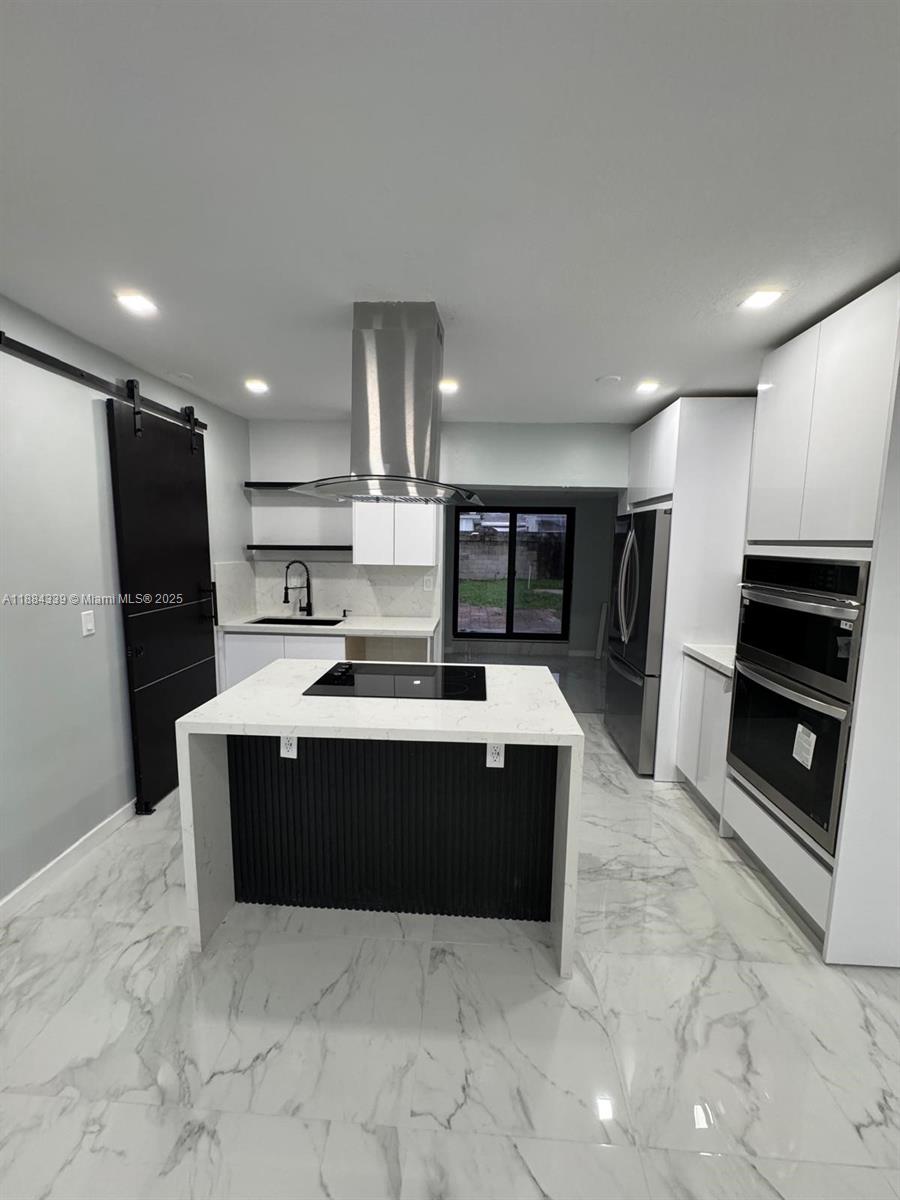 LAKE FOREST SEC 4 - Residential Lease