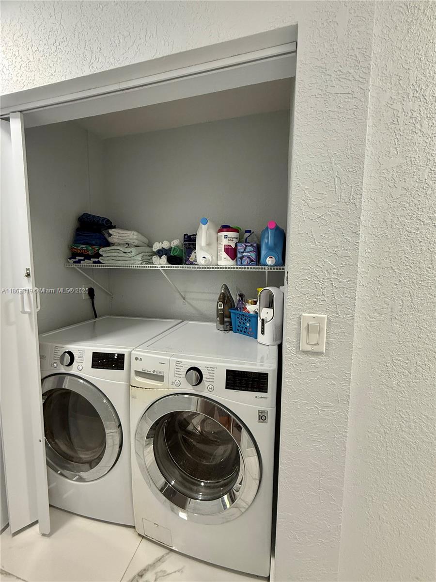 JORDAN COMMONS - Residential