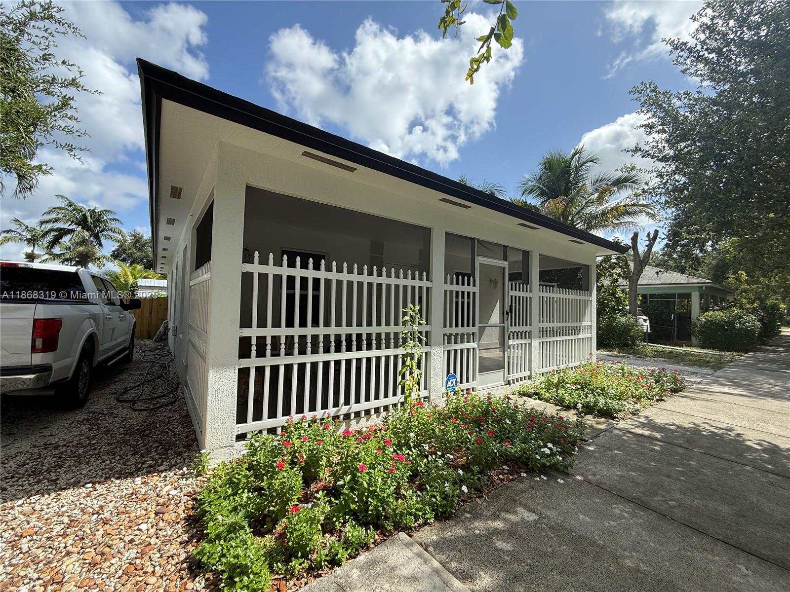 JORDAN COMMONS - Residential