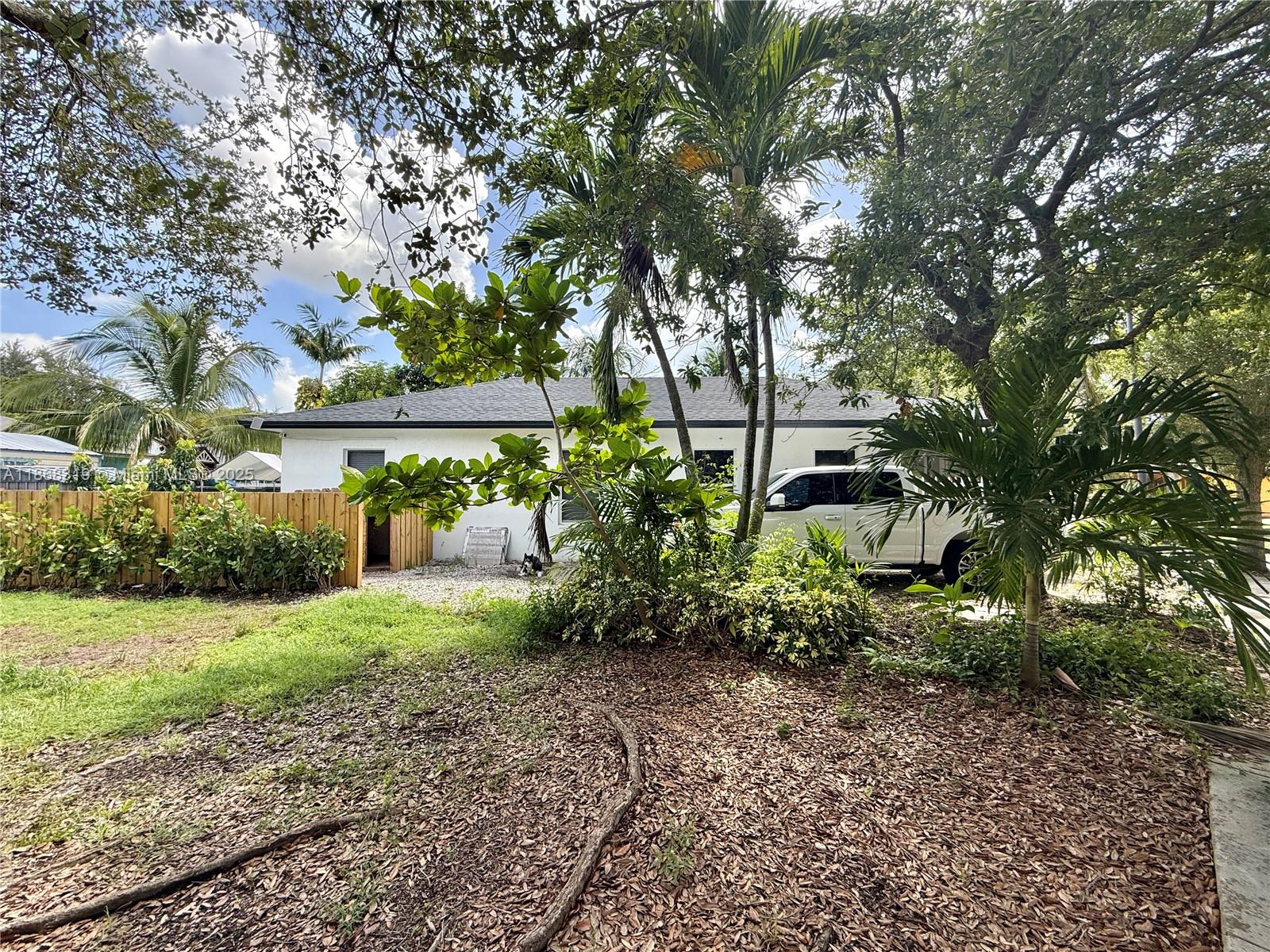 JORDAN COMMONS - Residential