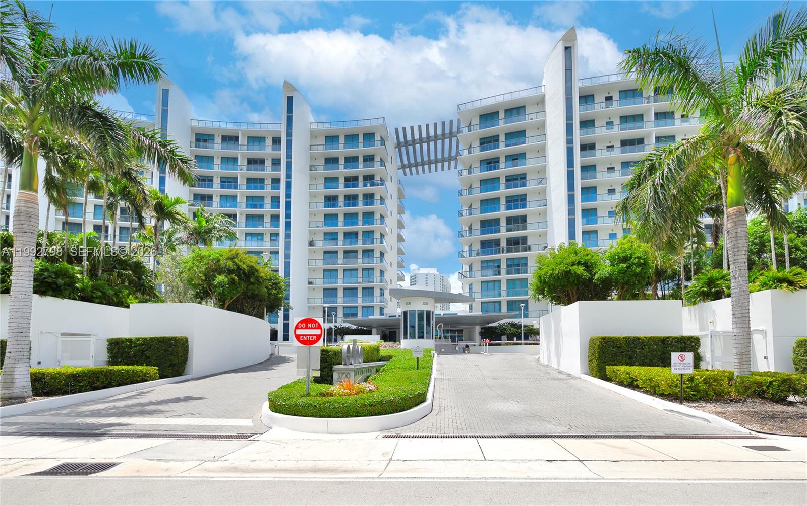 ECHO CONDO - Residential