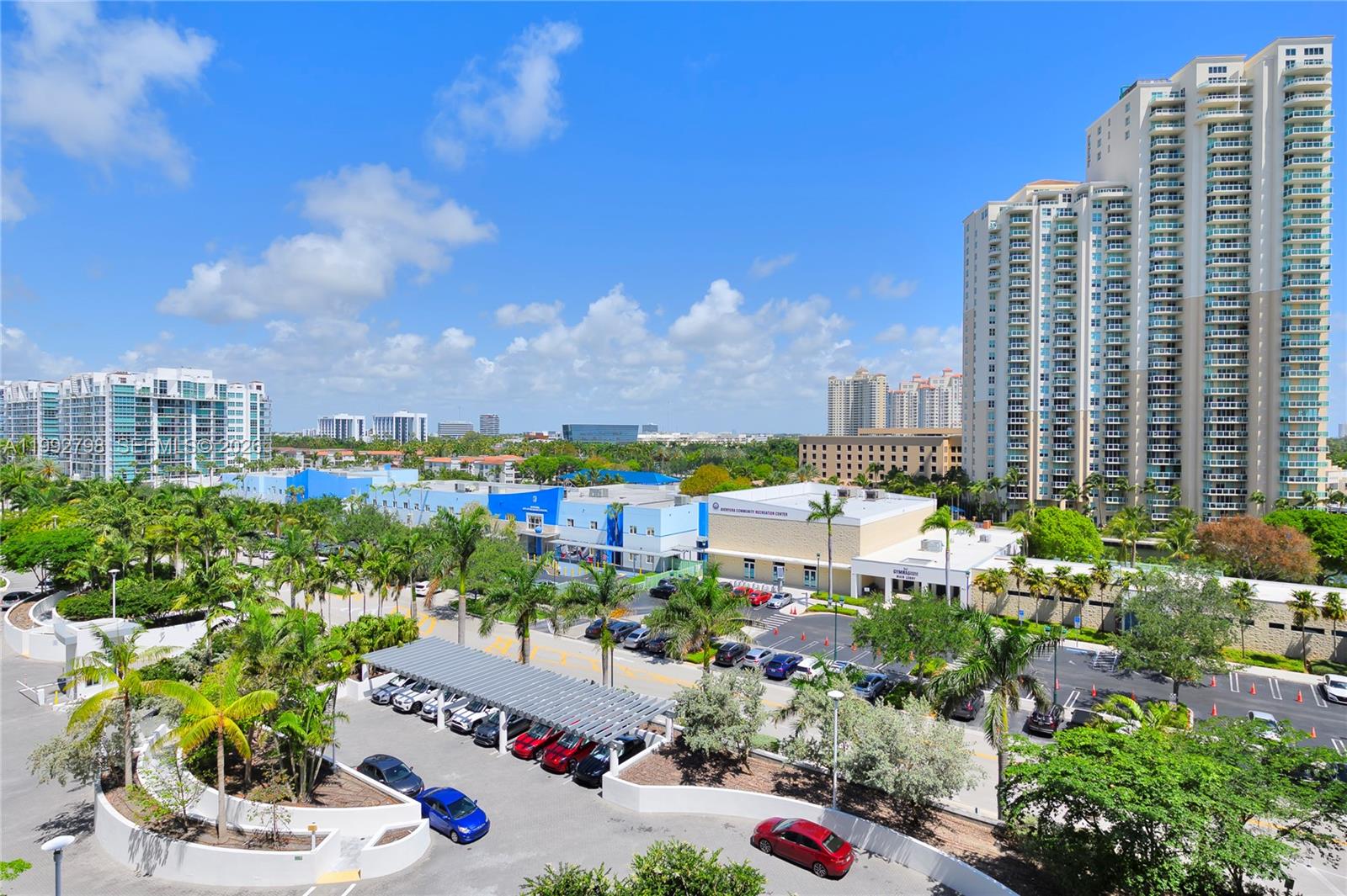 ECHO CONDO - Residential