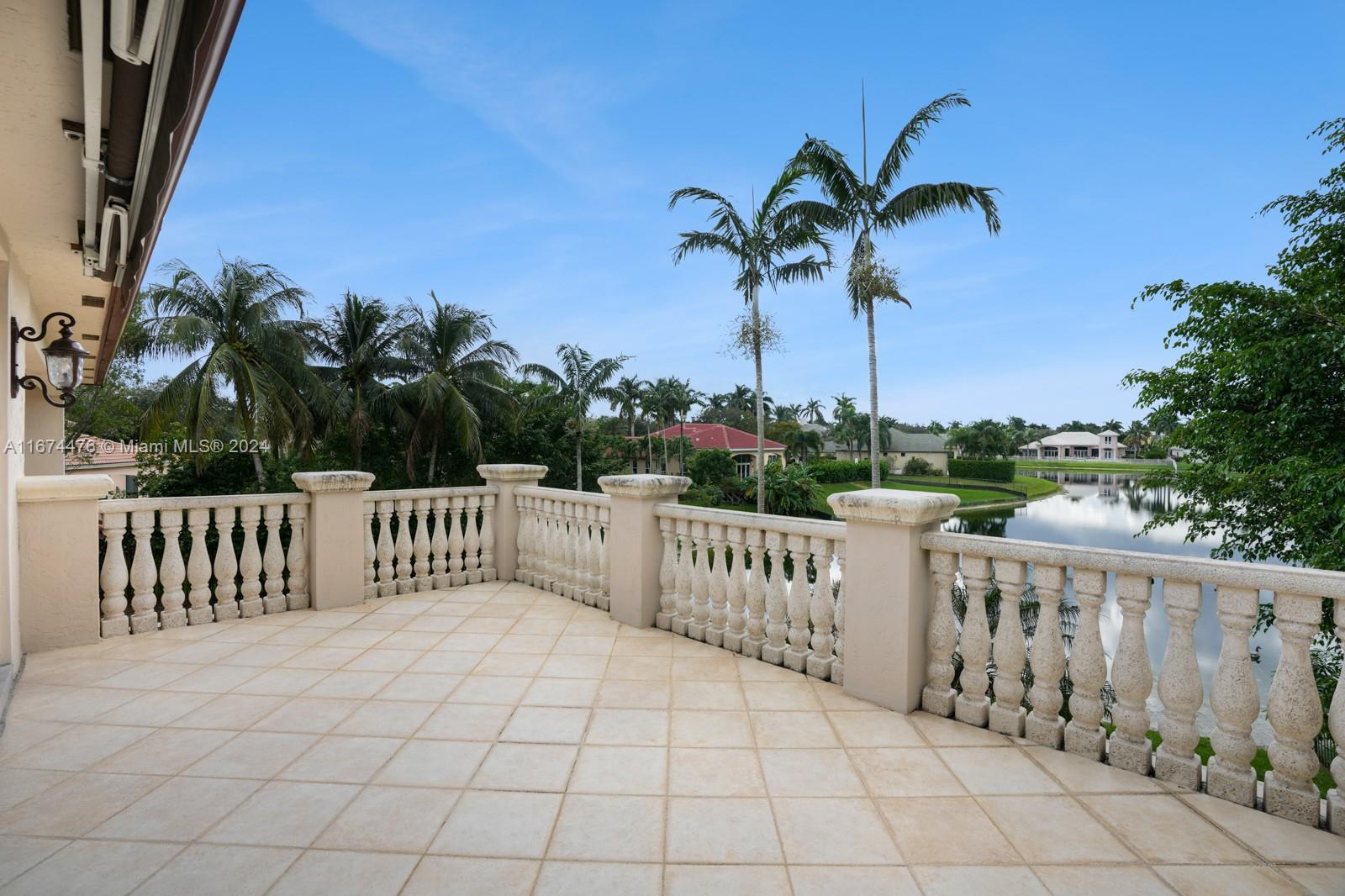 KAPOK GROVE ESTATES - Residential