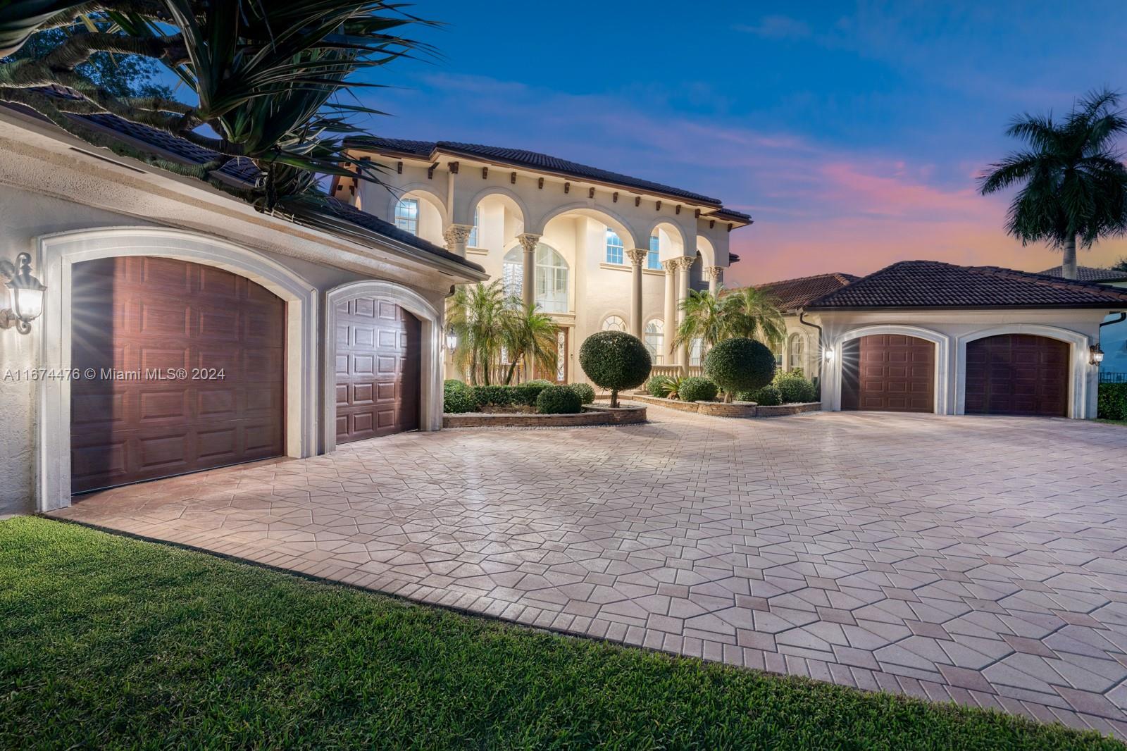 KAPOK GROVE ESTATES - Residential