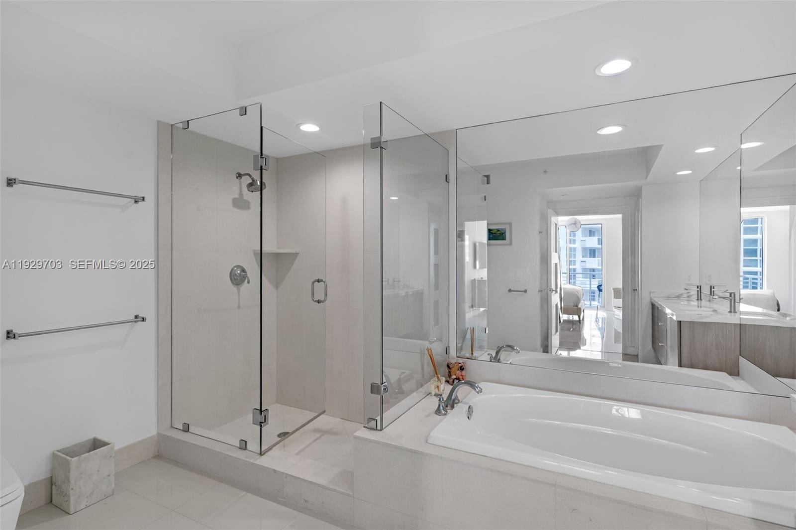 SAPPHIRE FORT LAUDERDALE - Residential Lease