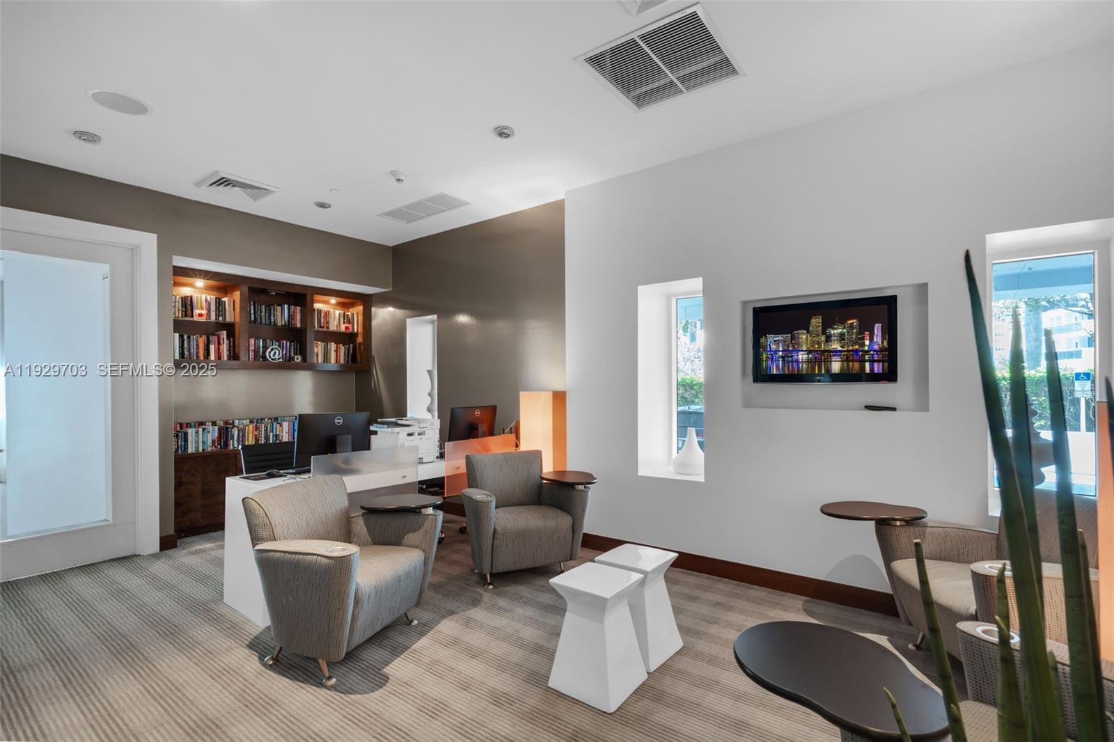 SAPPHIRE FORT LAUDERDALE - Residential Lease