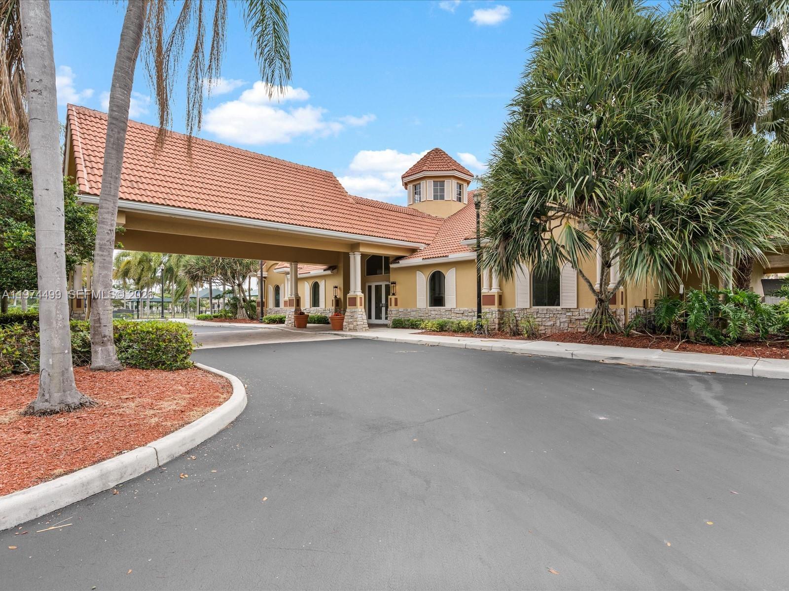 KAPOK GROVE ESTATES - Residential