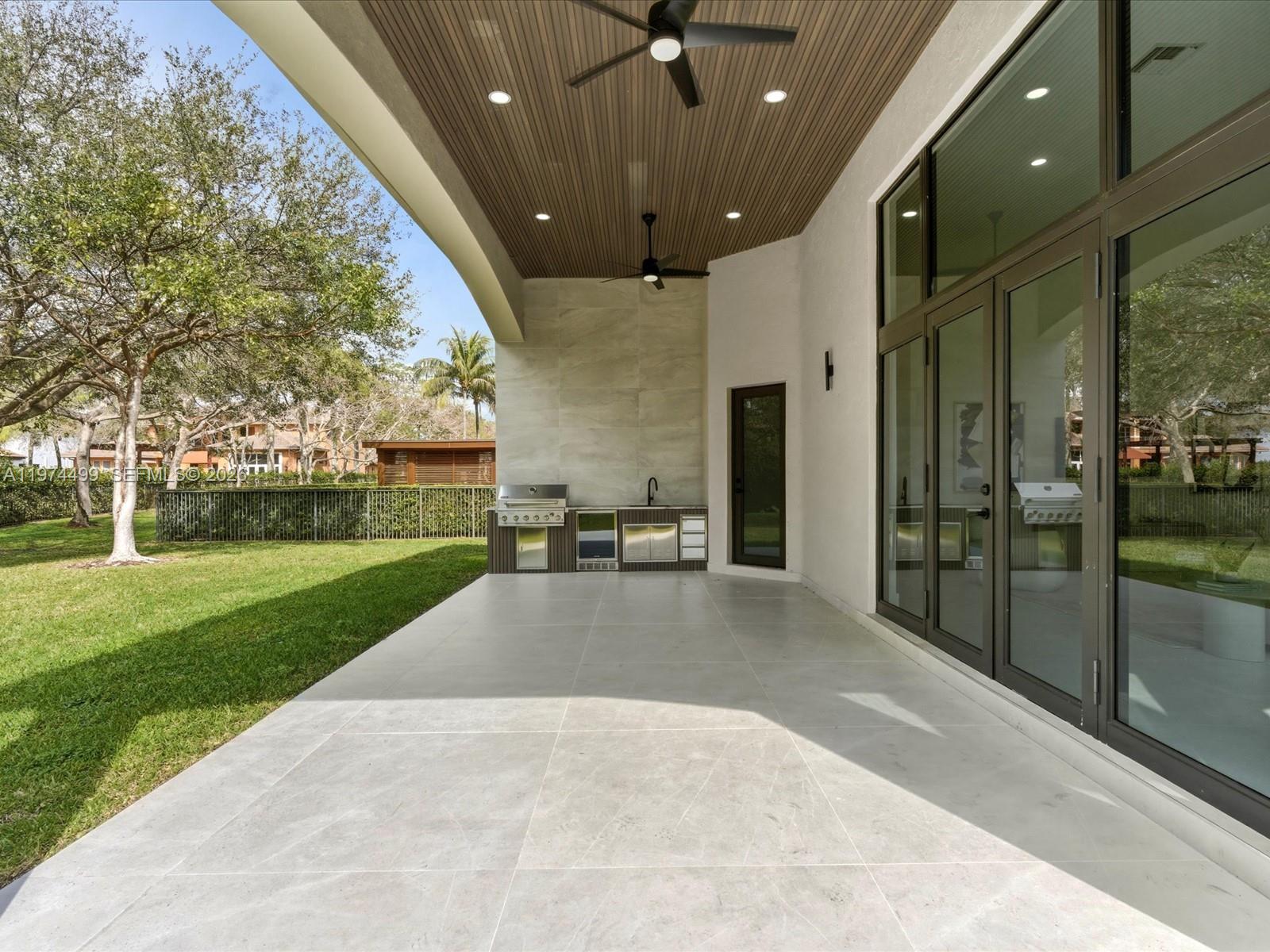 KAPOK GROVE ESTATES - Residential