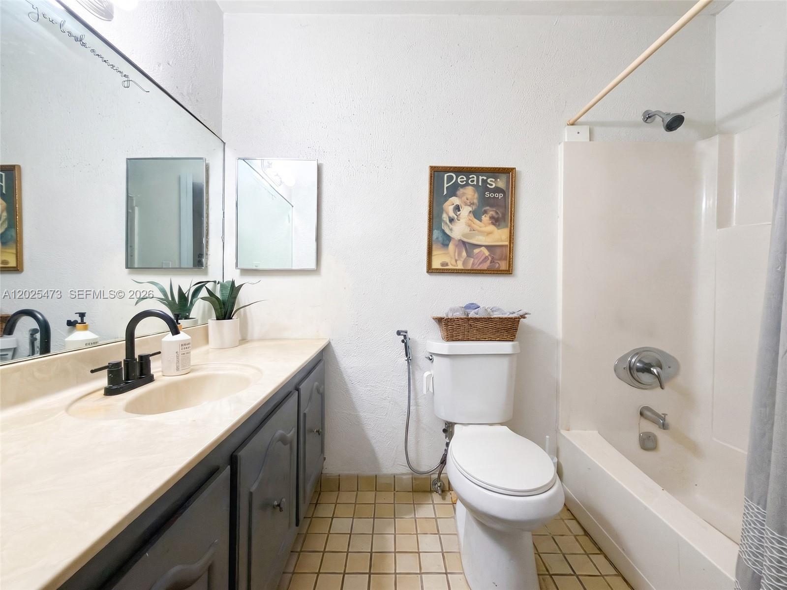 MIAMI LAKES LOCH LOMOND E - Residential