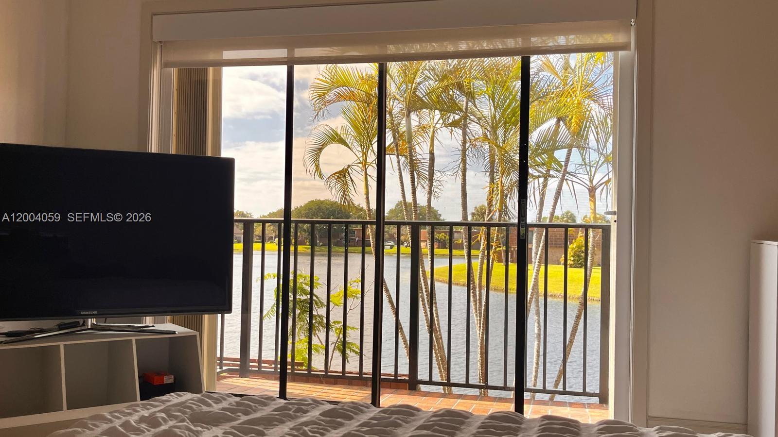 C H E ACRES - Residential