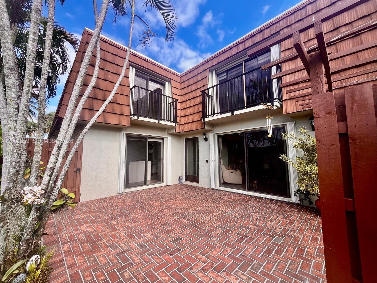 C H E ACRES - Residential