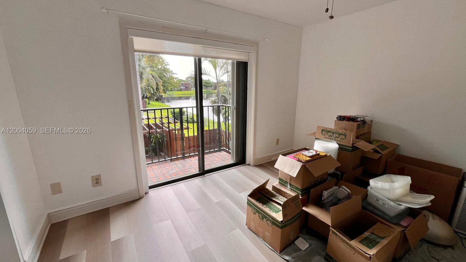 C H E ACRES - Residential