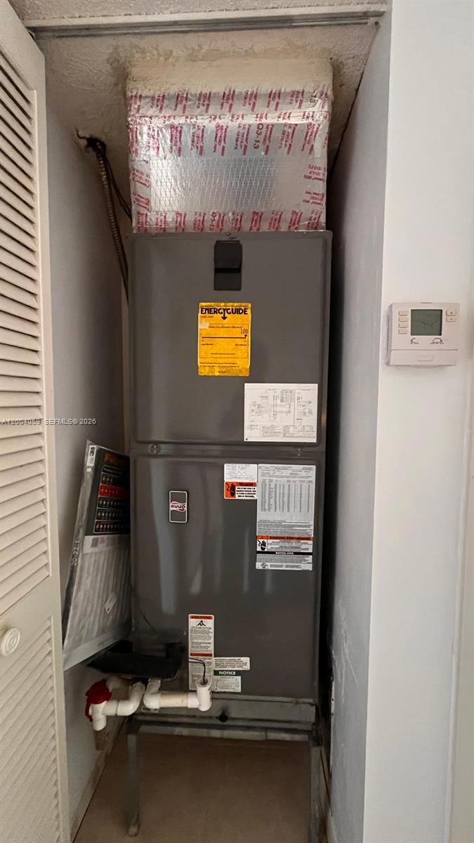 C H E ACRES - Residential