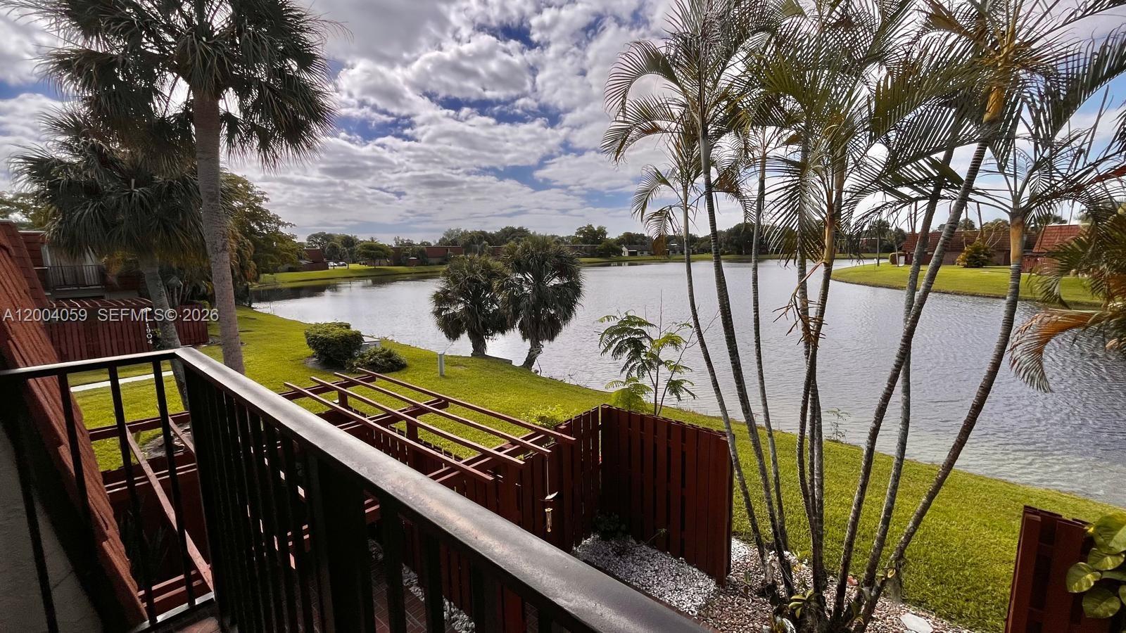 C H E ACRES - Residential