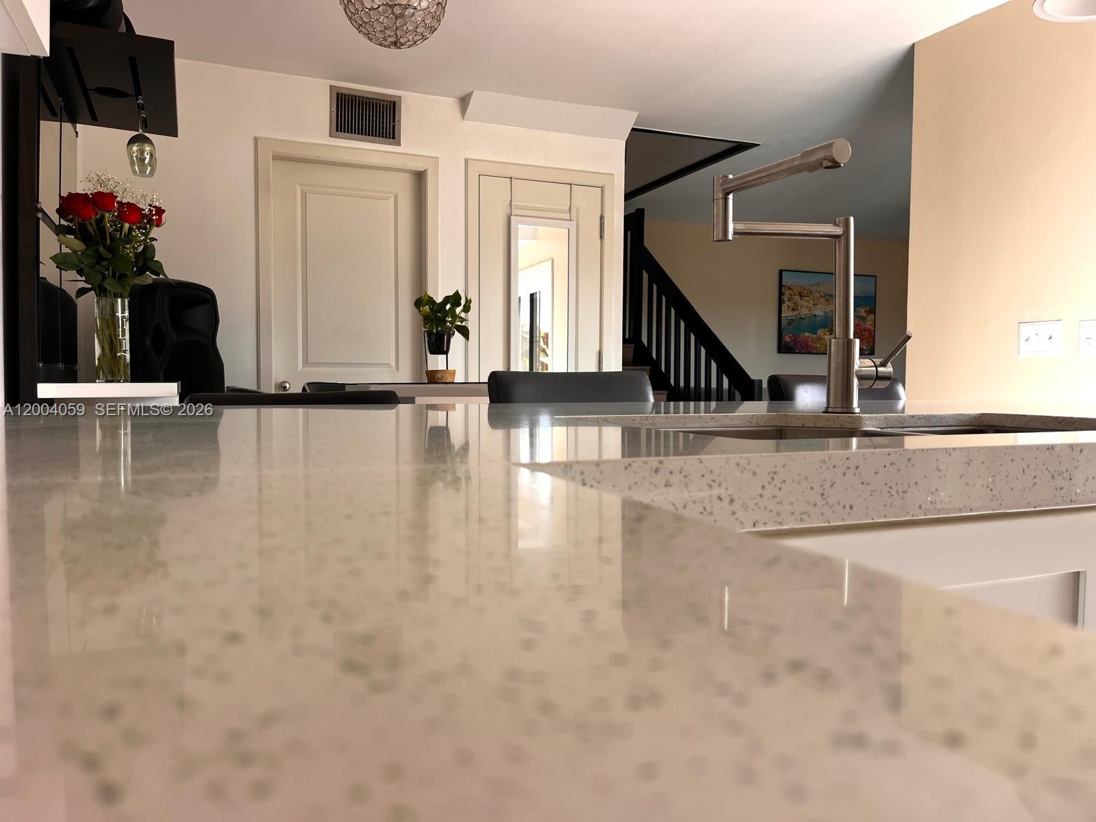 C H E ACRES - Residential