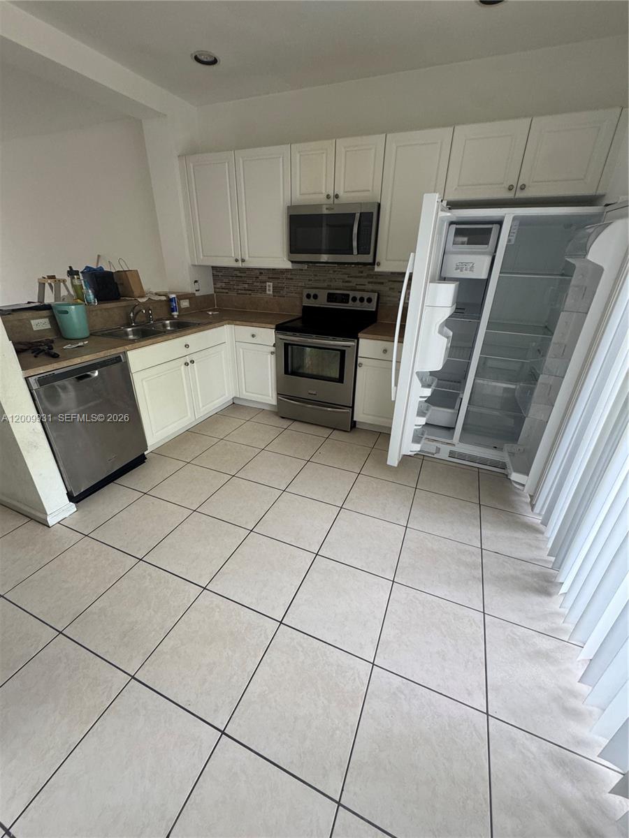 PARK PLACE AT PLANTATION - Residential