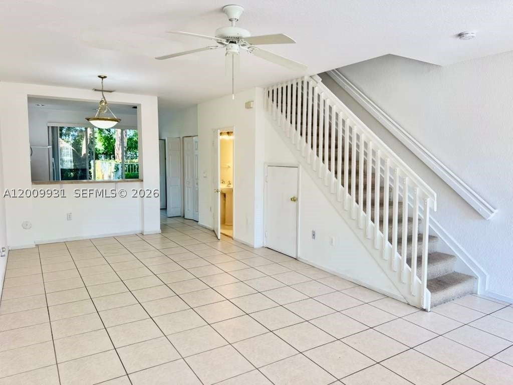 669 NW 42nd Ave