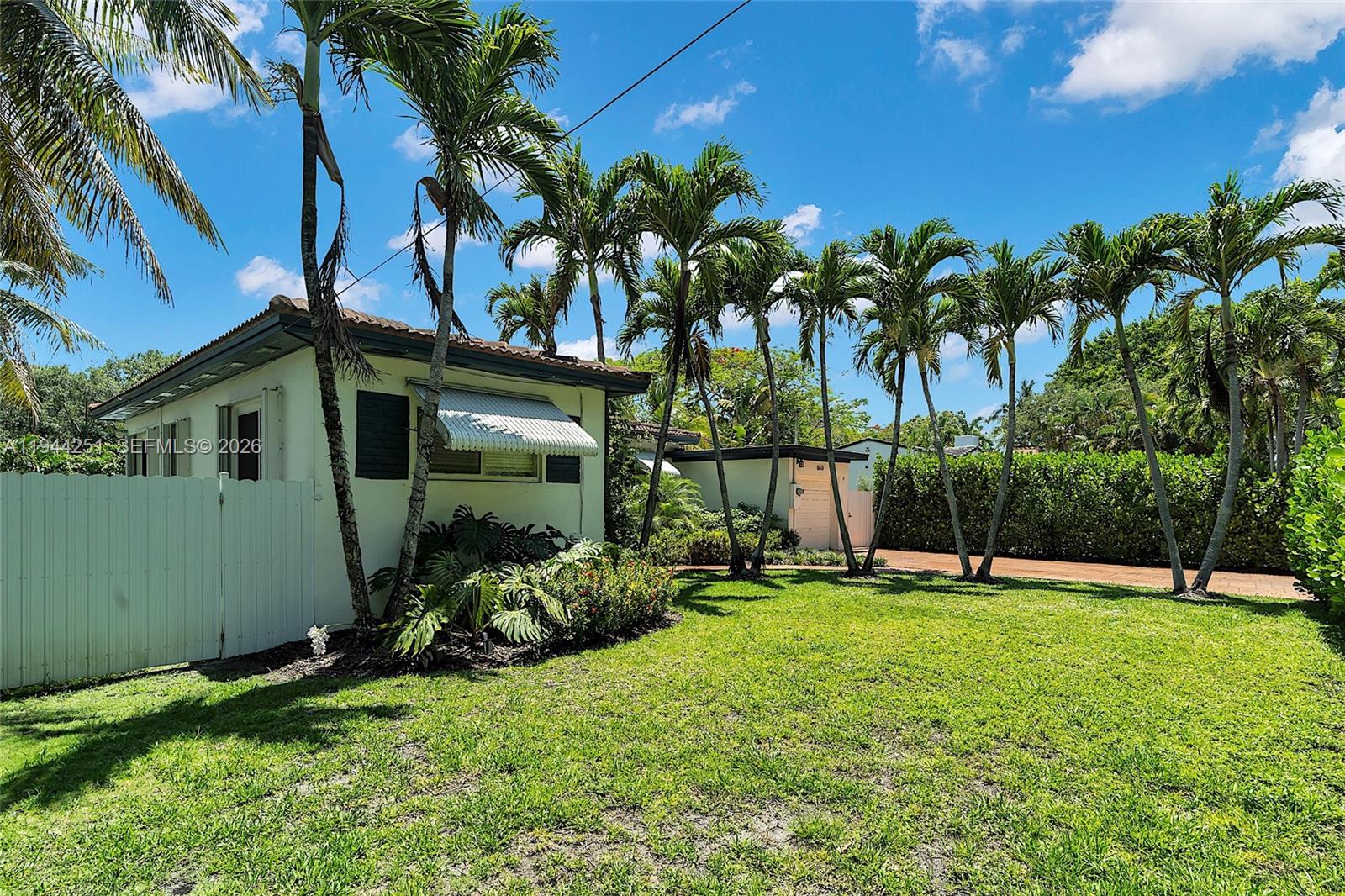 GRIFFING BISCAYNE PARK ES - Residential