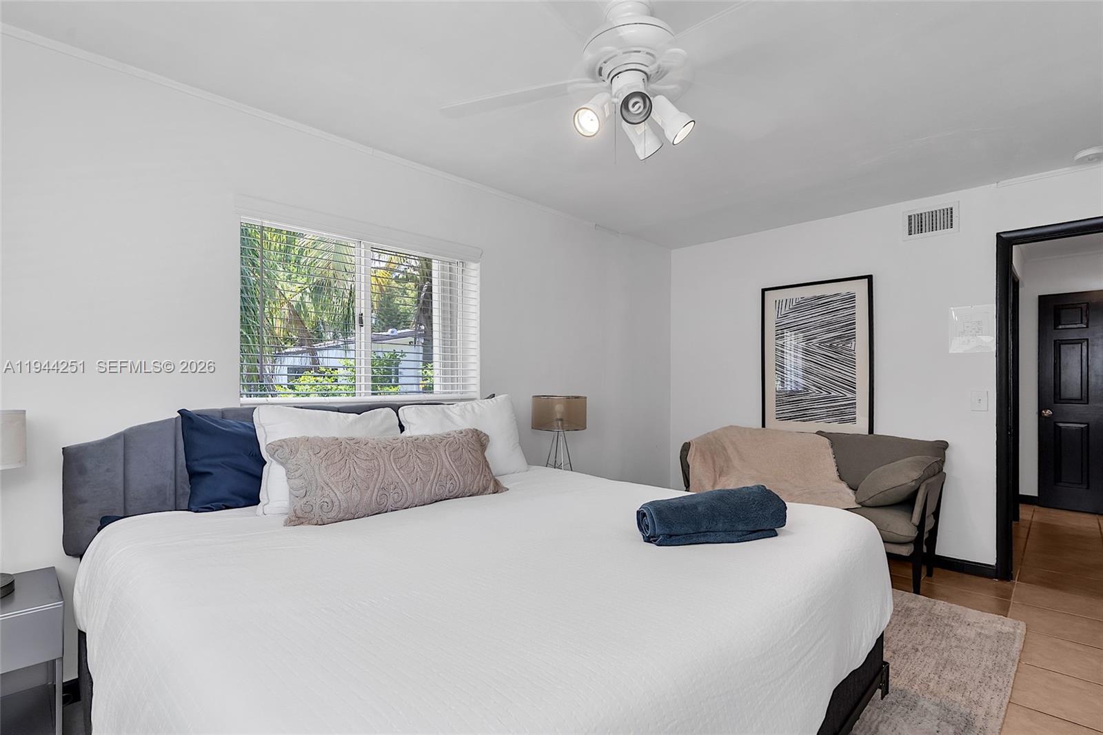 GRIFFING BISCAYNE PARK ES - Residential