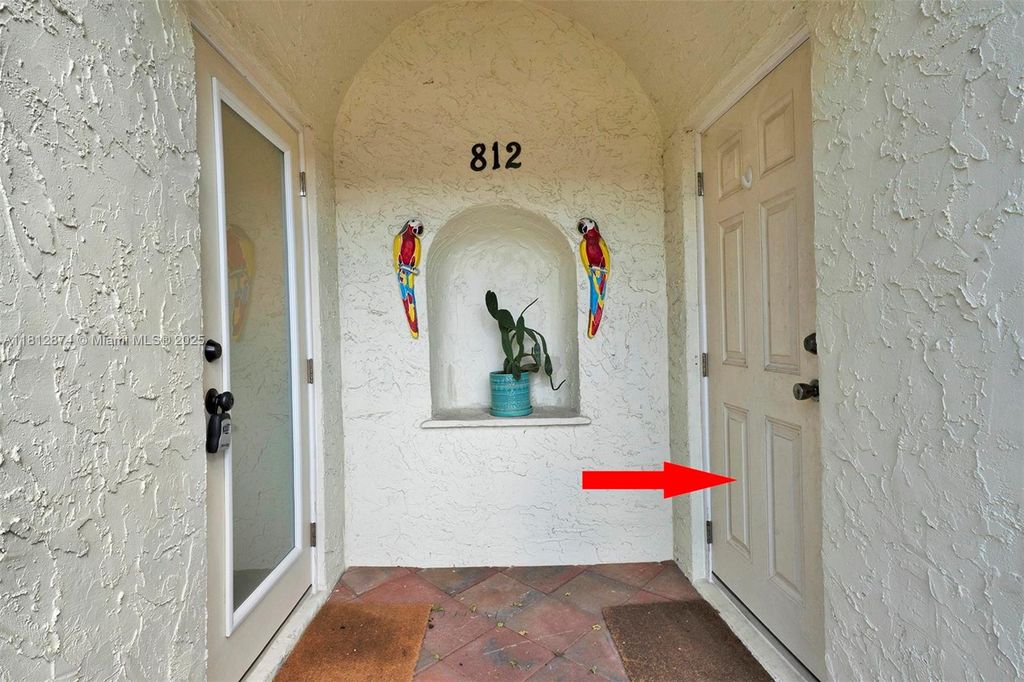 Photo of 812 Chukker Rd #2, Delray Beach, FL 33483 (MLS # A11812874)