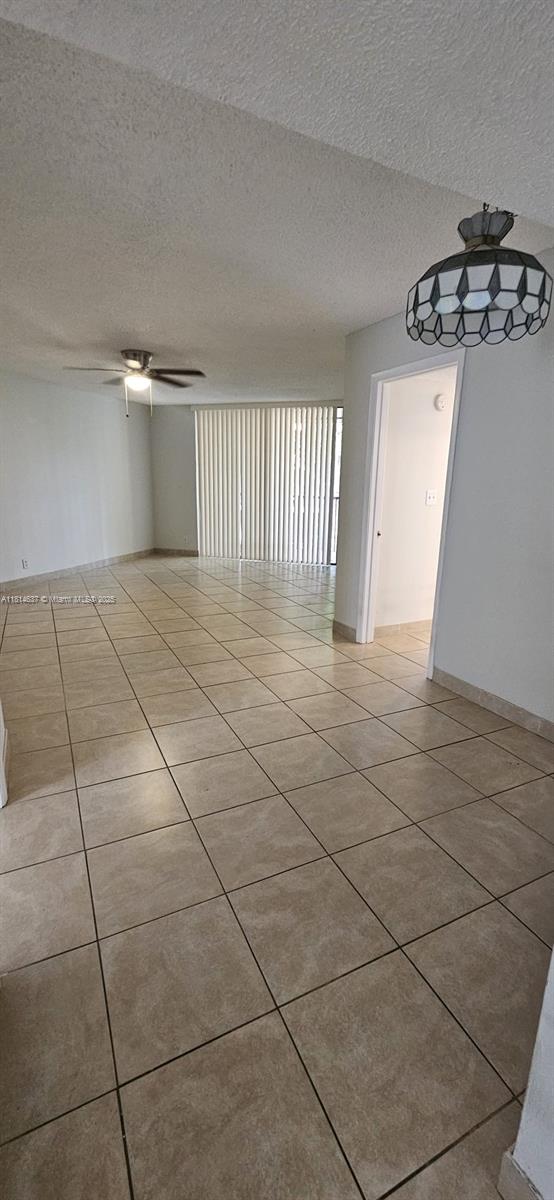 Rental Property at 10451 W Broward Blvd 402, Plantation, Miami-Dade County, Florida - Bedrooms: 2 
Bathrooms: 2  - $2,100 MO.