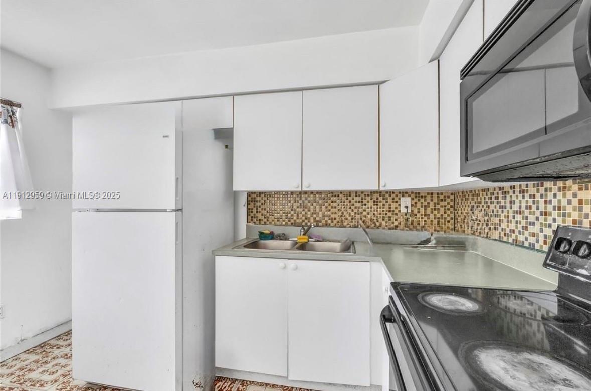 CAROL CITY 5TH ADDN - Residential