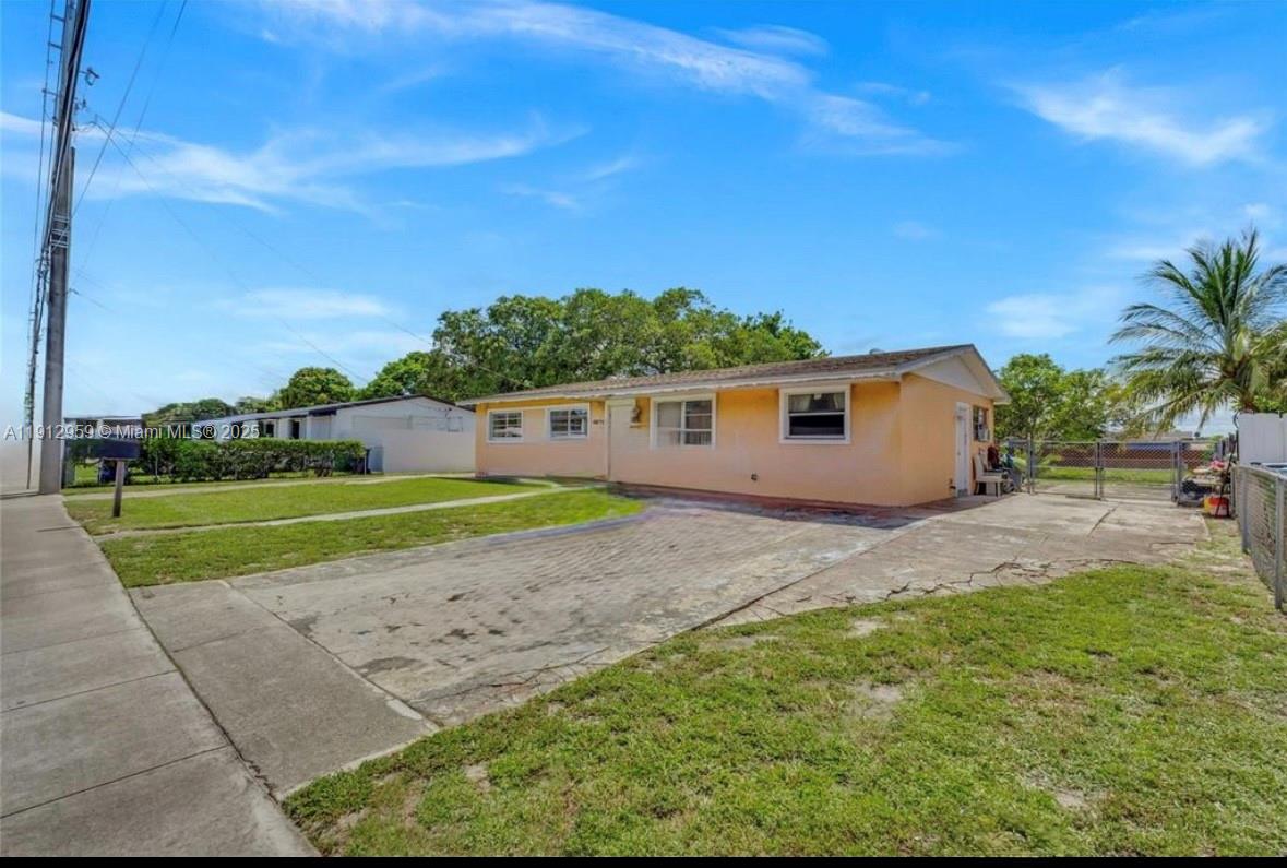 CAROL CITY 5TH ADDN - Residential