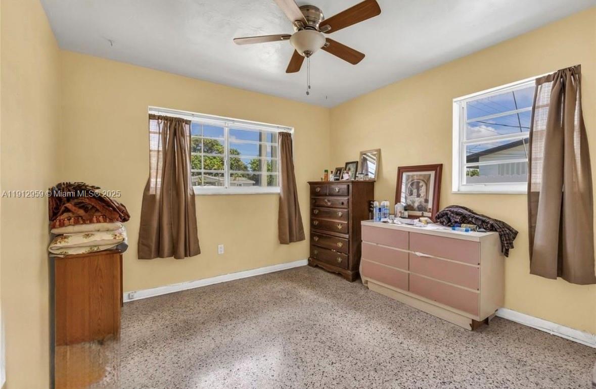 CAROL CITY 5TH ADDN - Residential